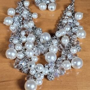 Elegant Silver and White Pearl Necklace